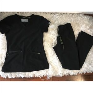 Medcouture Air Scrub Set